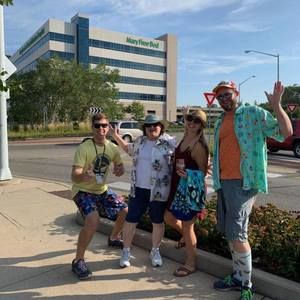 Meet your Posher, Dennis